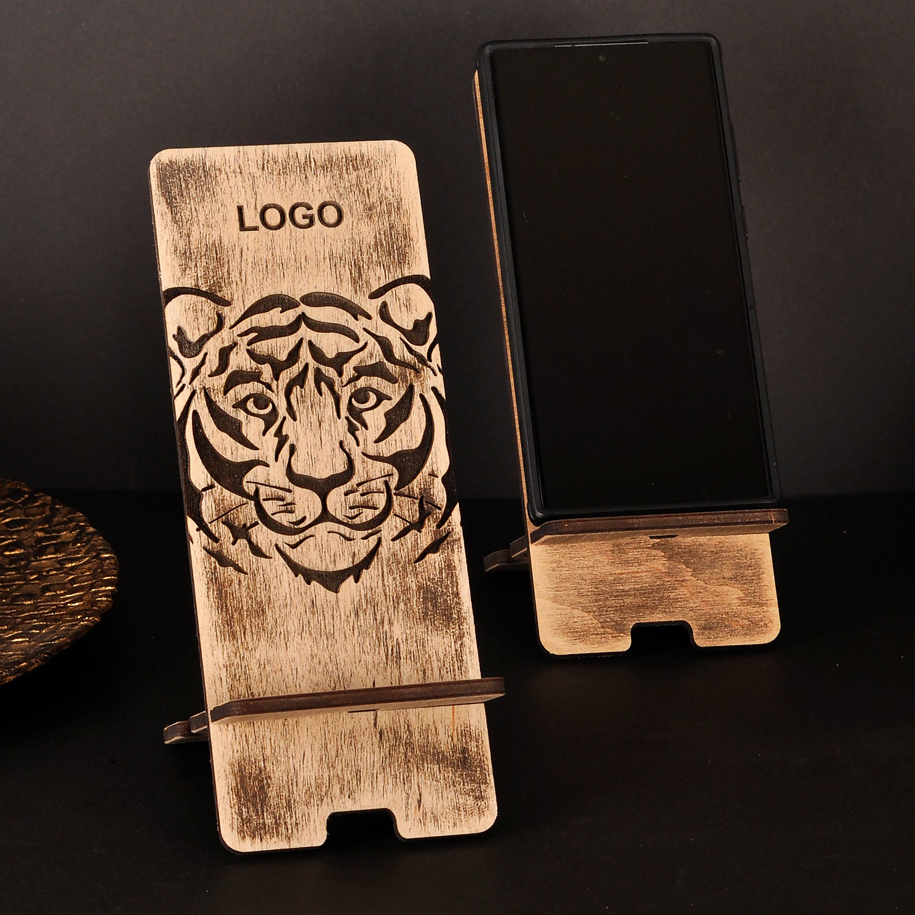 Дерев'яна підставка під телефон з логотипом PT31_A